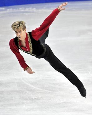 2004299948.jpg