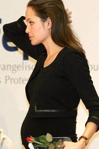 2B67427A8B83AA4187321B3Cr.jpg