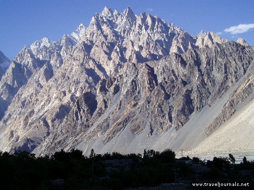 36431-awesome-karakoram-landscapes-passu-pakistan.jpg