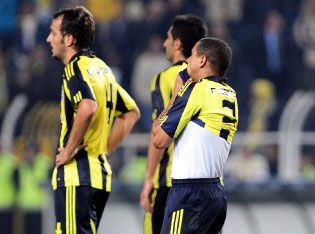 carlos_edu_selcuk_uzgun.jpg
